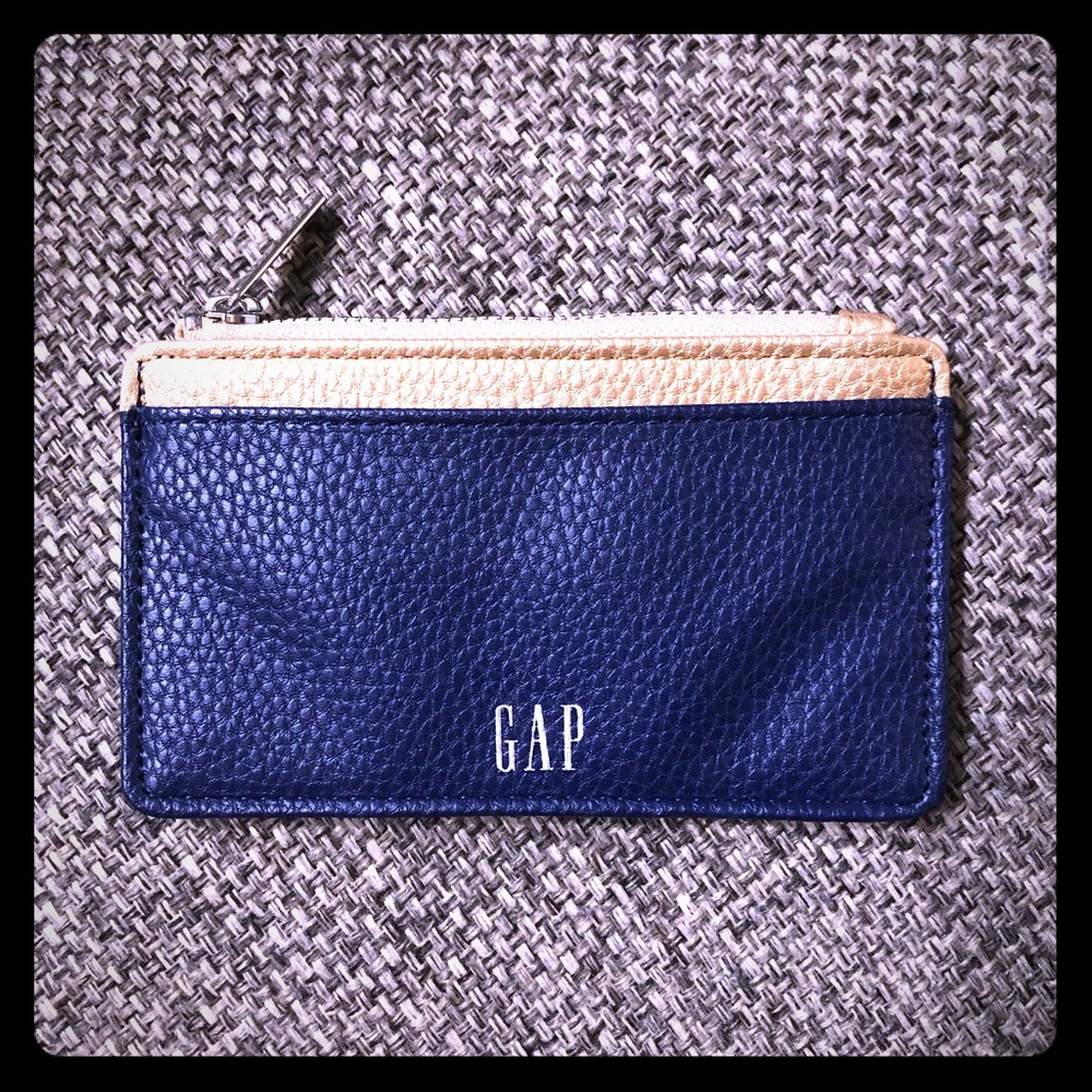 GAP wallet or coin purse